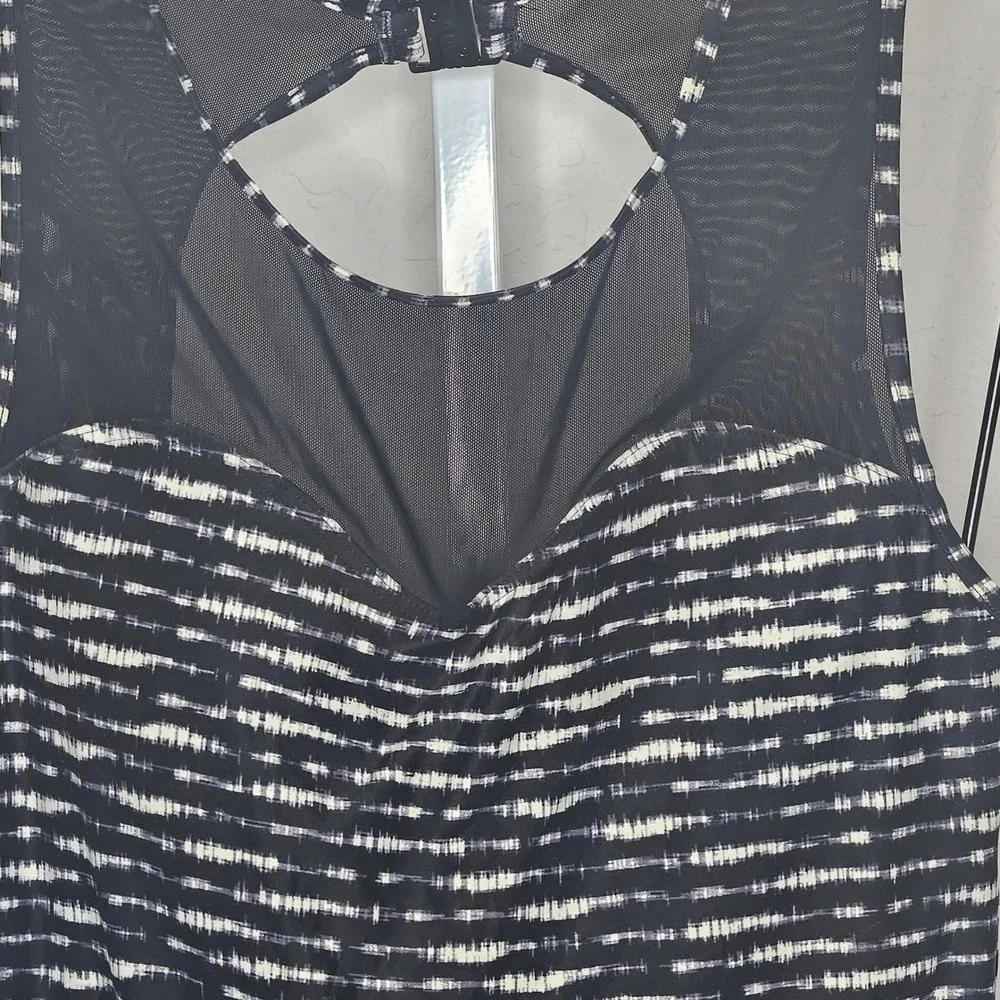 Niptuck Swim Womens Black White Ikat Mesh High Neck One Piece Swimsuit Multi Fit
